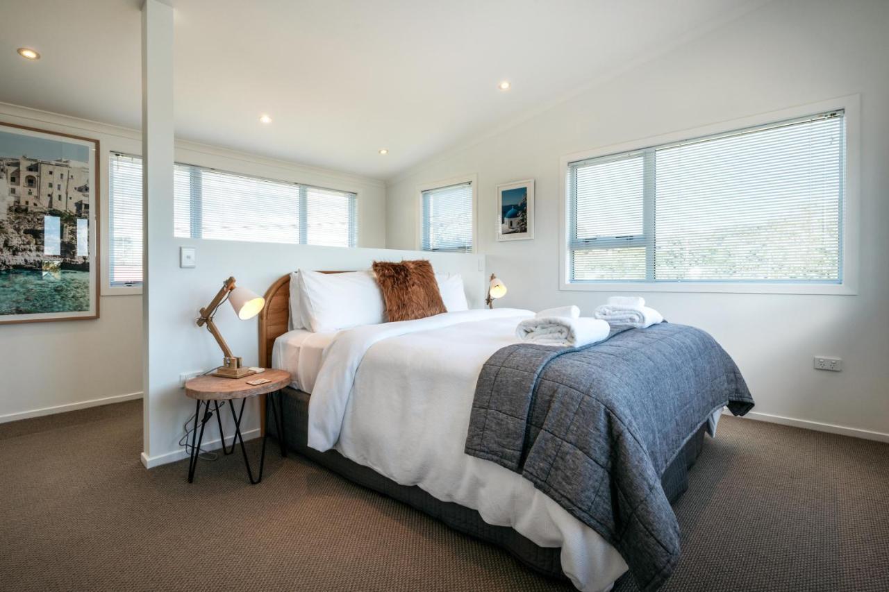 Oneroa Coastal Classic - Coast & Country Exterior photo